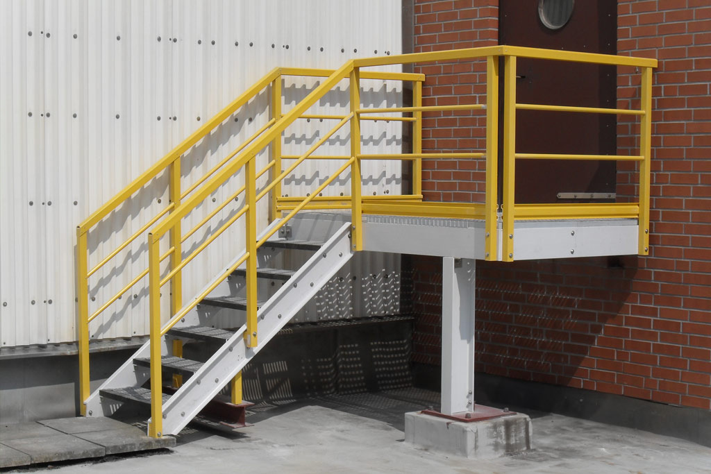 GRP platform stairs for industrial use – corrosion-free access solution for production halls
