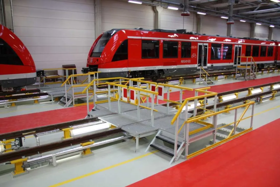 GFK Konstruktionen in Werkstätten der DB